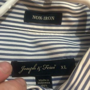 No iron, Joseph & Feiss XL men’s long sleeve, button up shirt, blue, & white